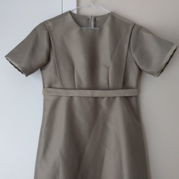 Amish Mennonite Cape Dress 33.5"B 29.5"W Handmade Modest Khaki Reverse Satin - Picture 2 of 10